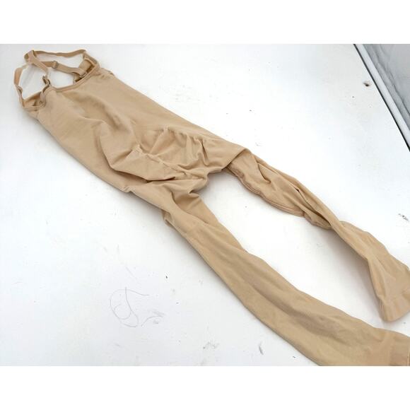 SKIMS Tan Shapewear Bodysuit - Picture 4 of 6